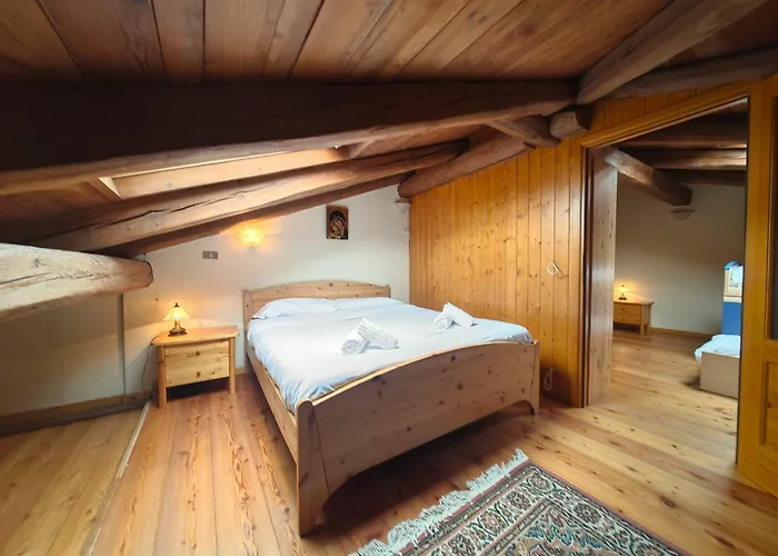 Hostdomus - Flower Loft Apartamento Cesana Torinese